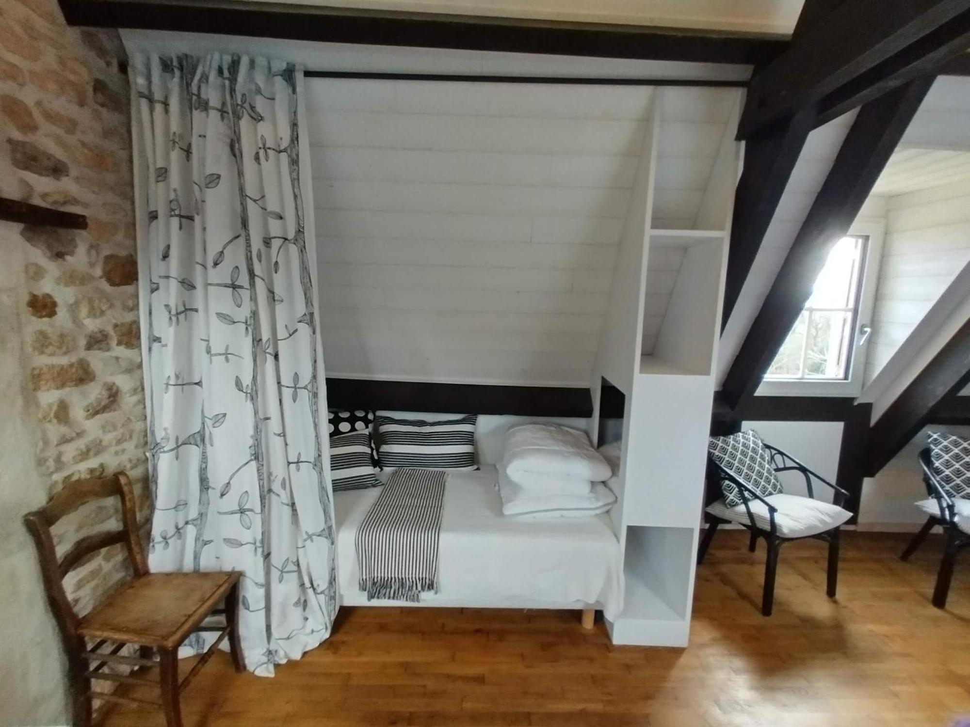 Les Bernardies Holiday home Simeyrols