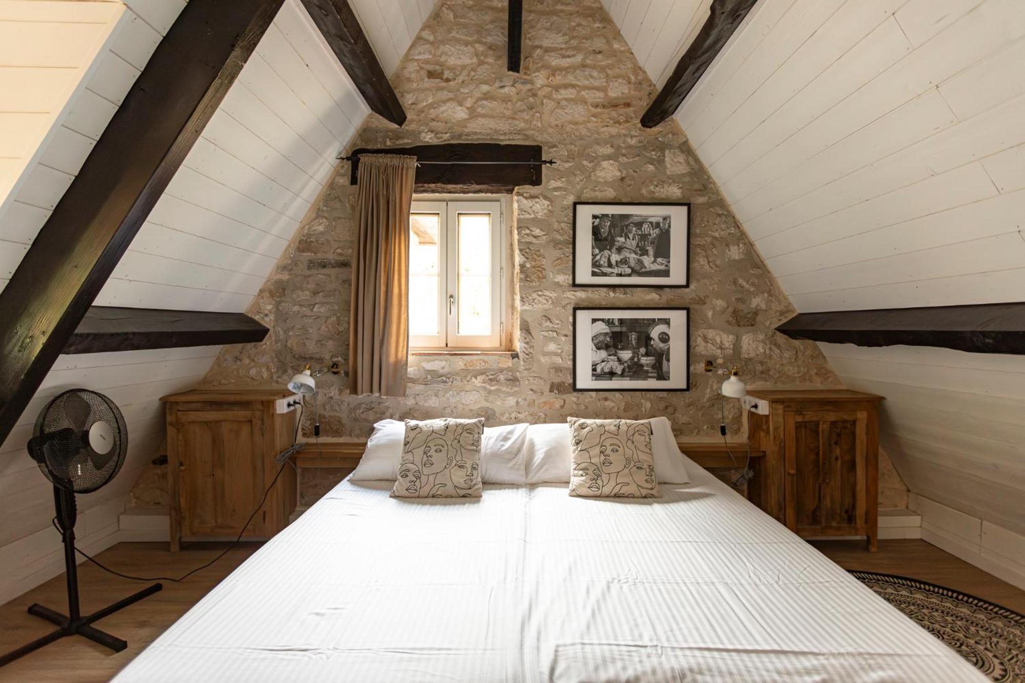 Les Bernardies Holiday home Simeyrols