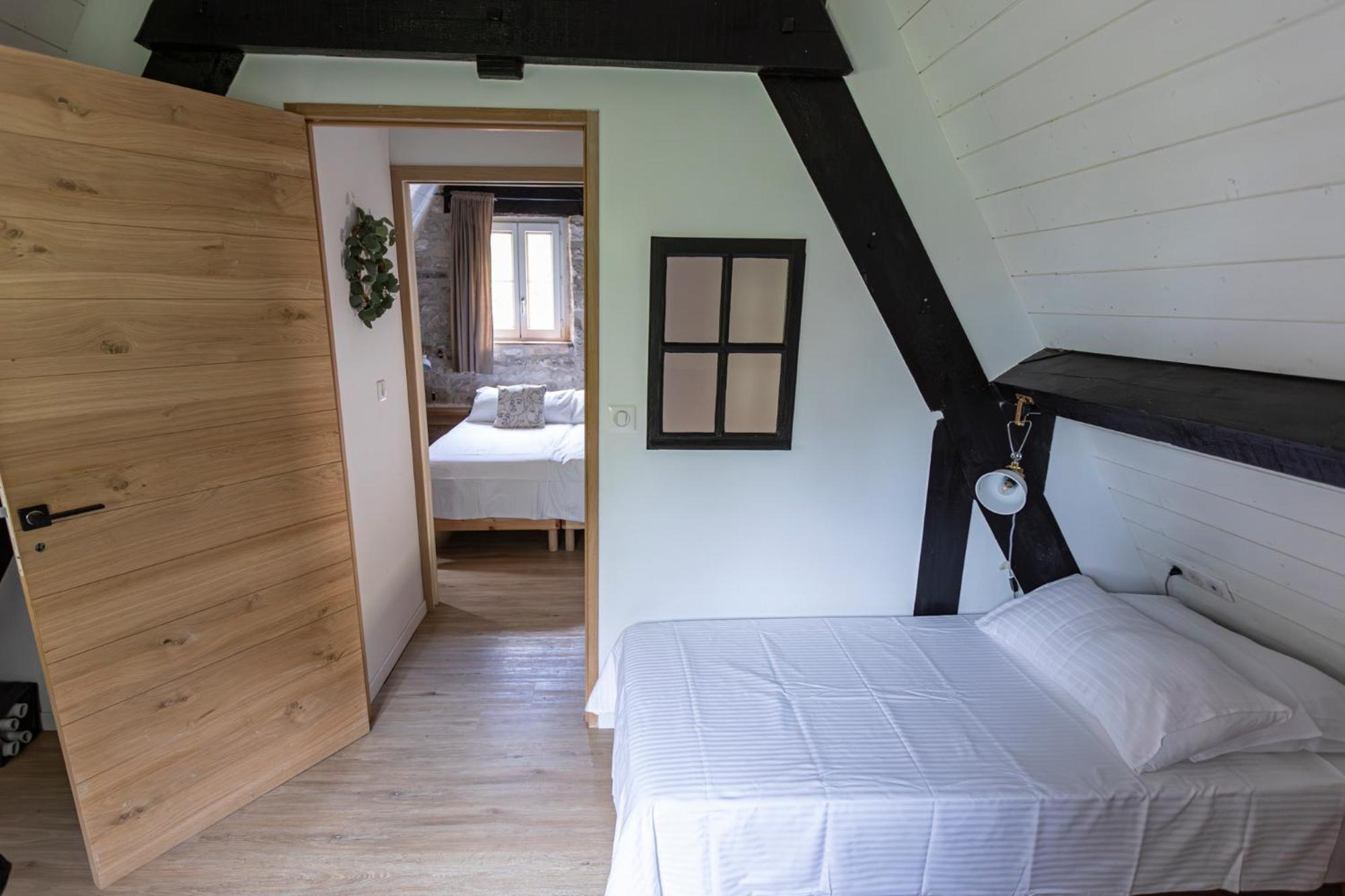 Les Bernardies Holiday home Simeyrols